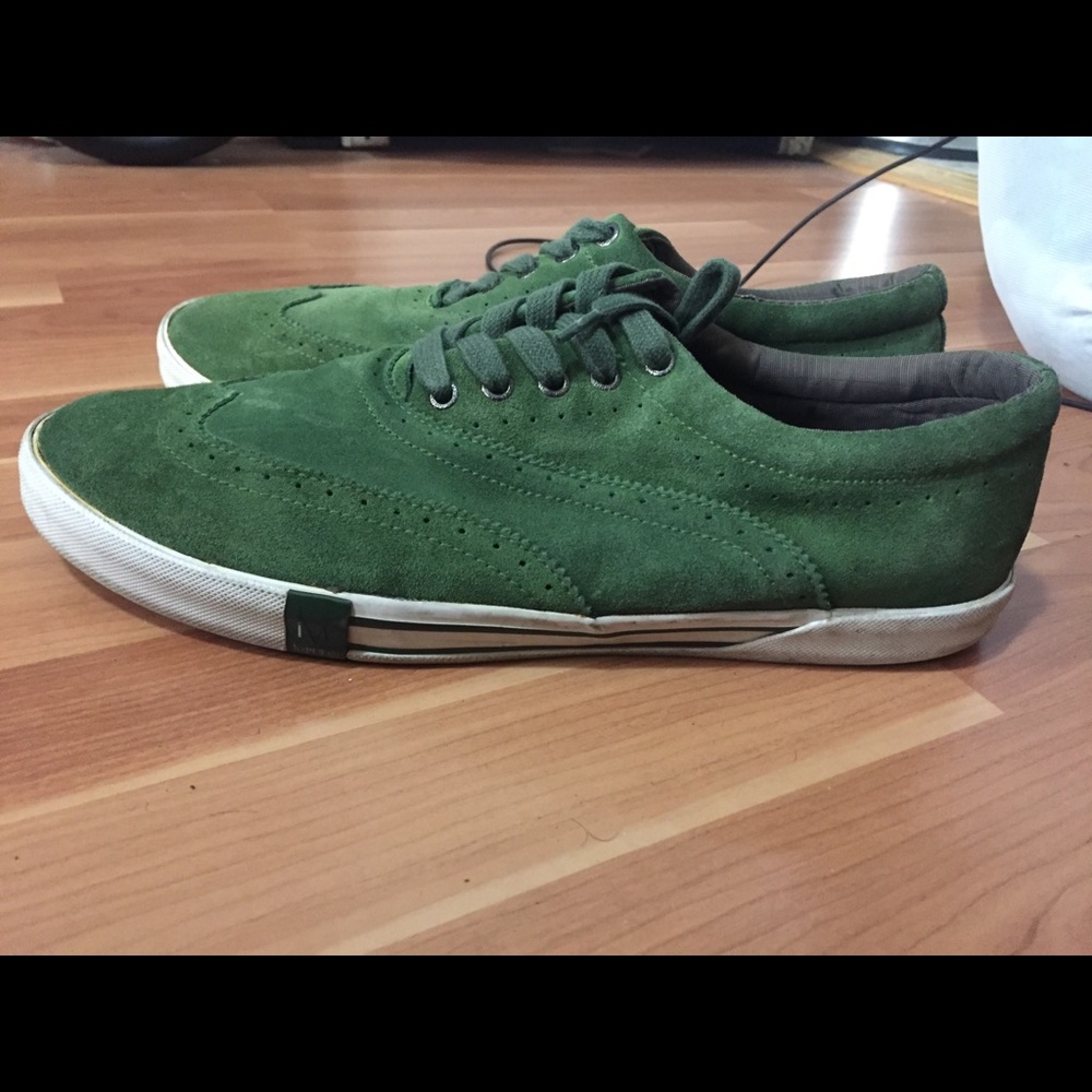 IMPULSE Men’s Green suede wingtip sneakers🕊